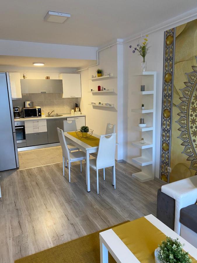 Harmony Apartment Синая Екстериор снимка